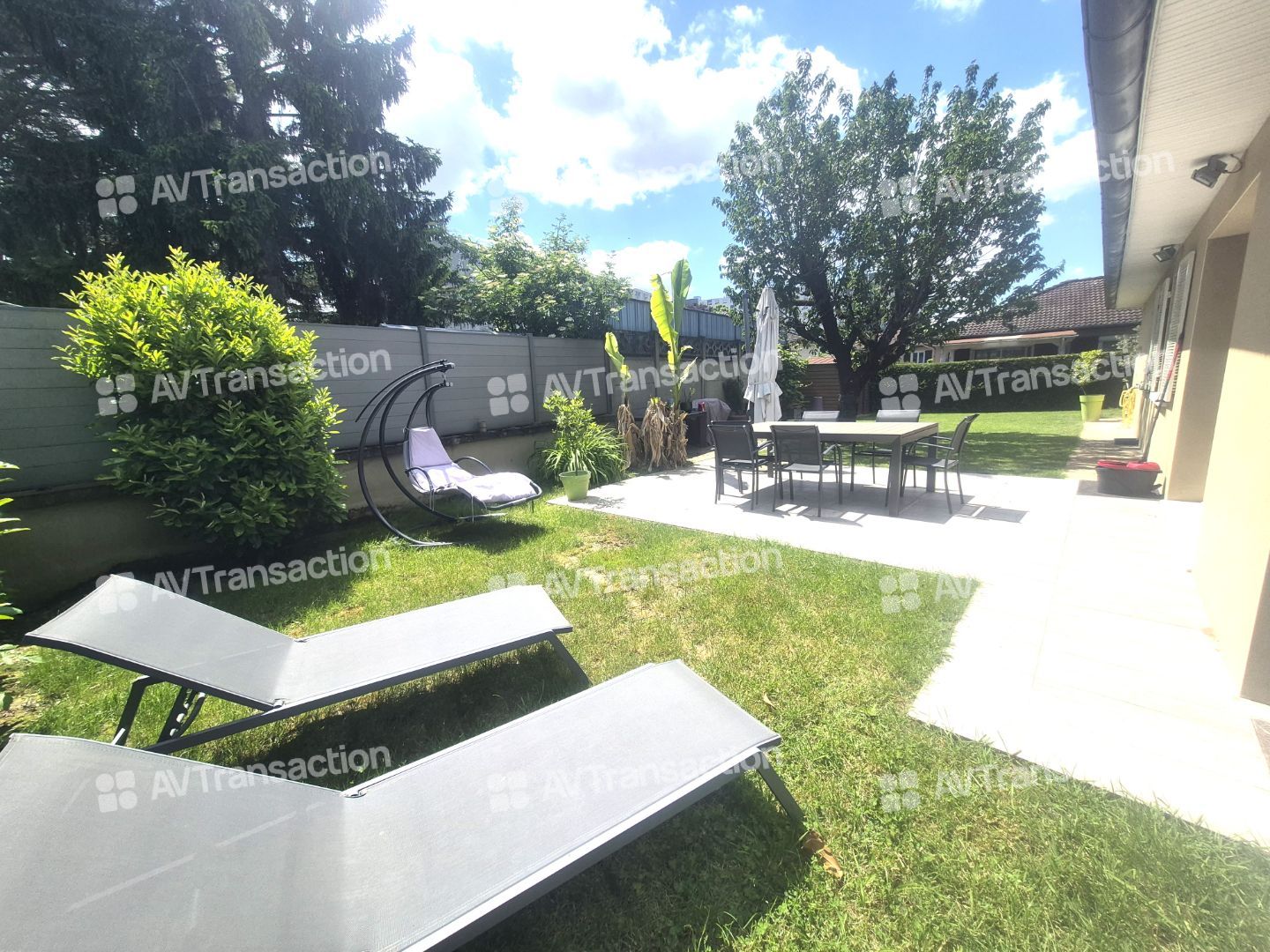 Maison à vendre  - 5 pièce(s) - 115m2 - Vaulx En Velin (69120)