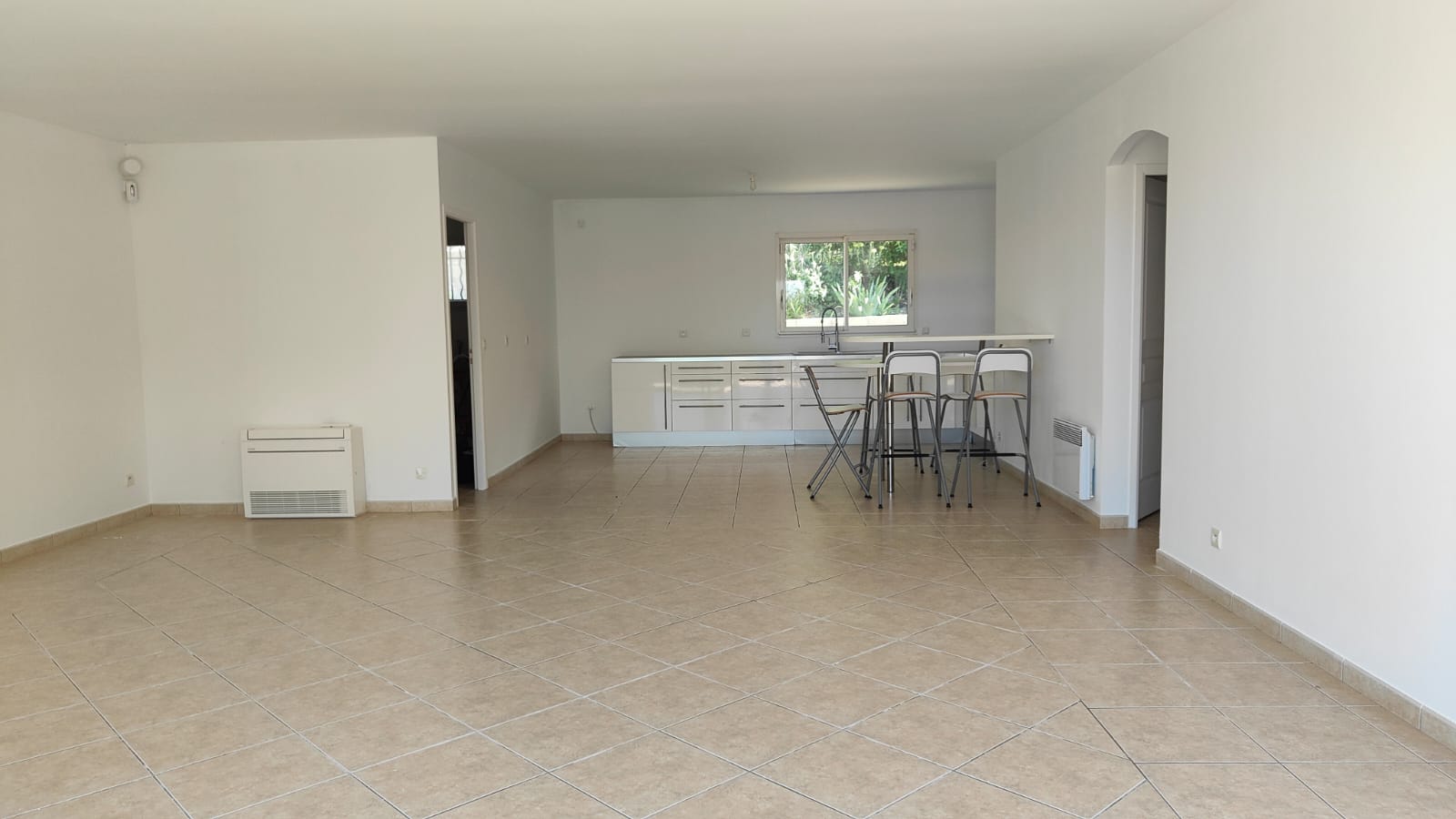 Maison à vendre  - 5 pièce(s) - 130m2 - Montmirat (30260)