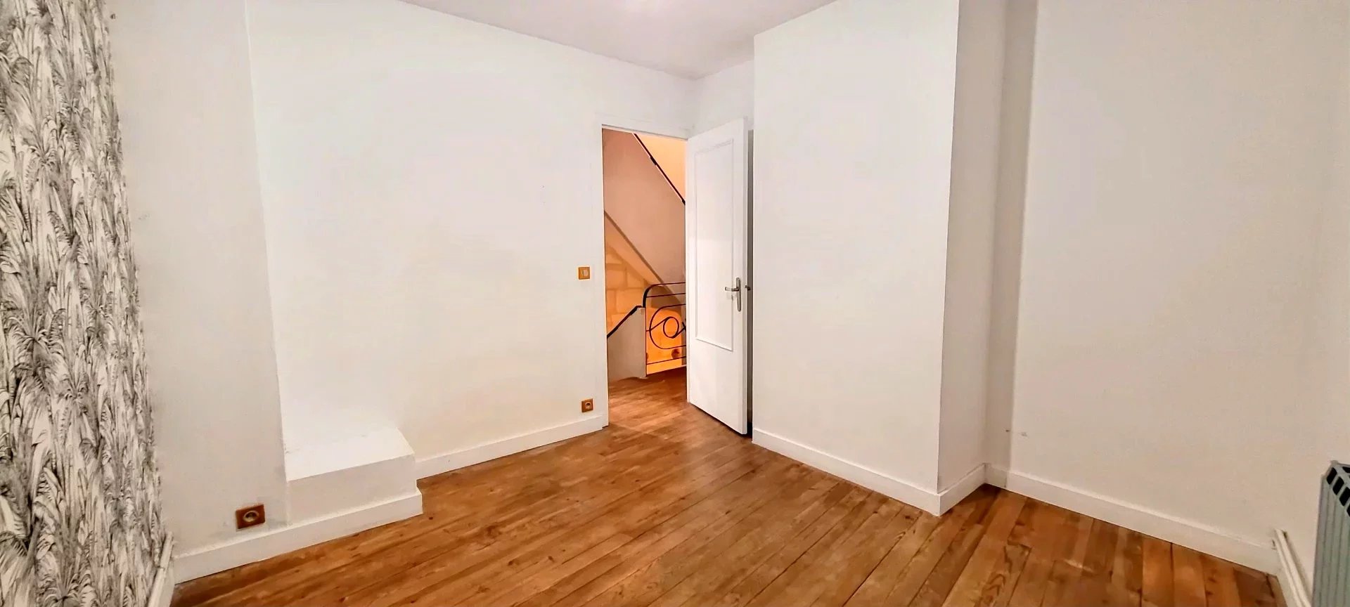 33500 LIBOURNE CENTRE - MAISON DE VILLE 117² 4 CHAMBRES GARAGE