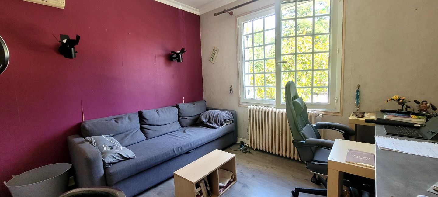 33910 ST DENIS DE PILE - MAISON 116M² 3 CHAMBRES 6800M² JARDIN