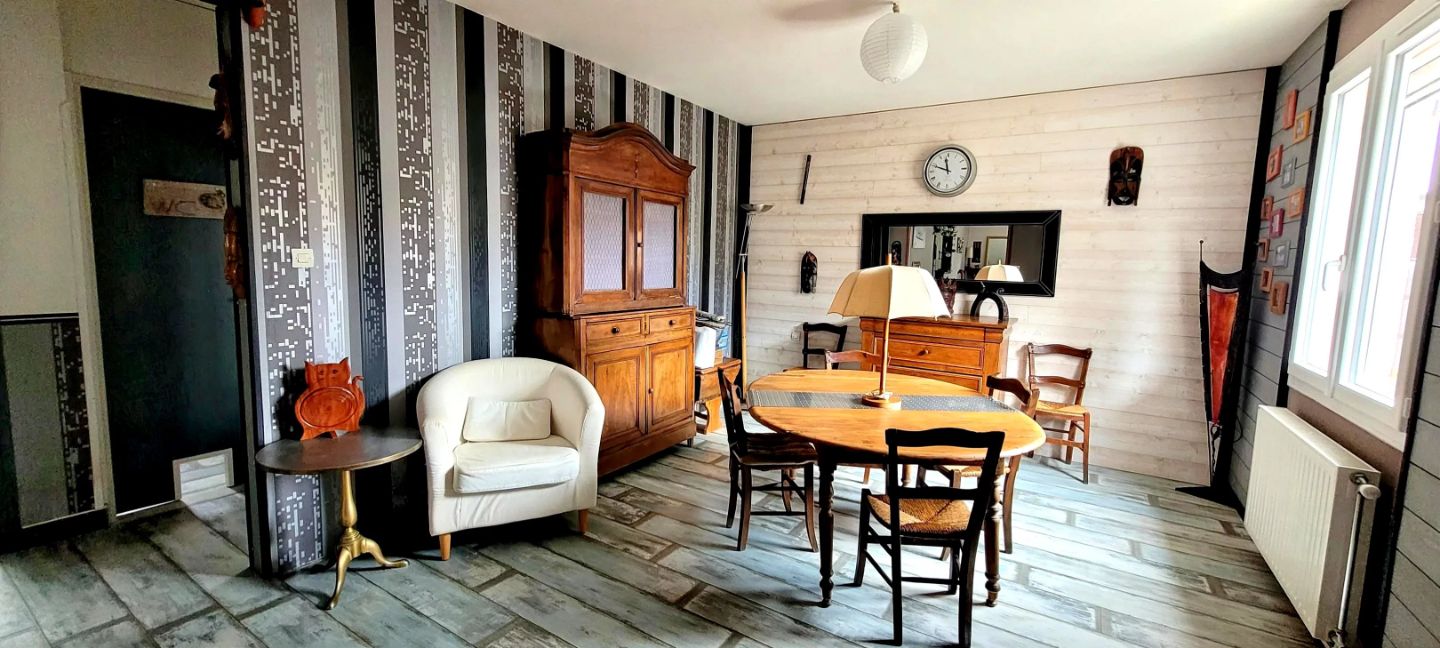 33390 ST MARTIN LACAUSSADE MAISON 125 M² 3 CHAMBRES 936M² JARDIN