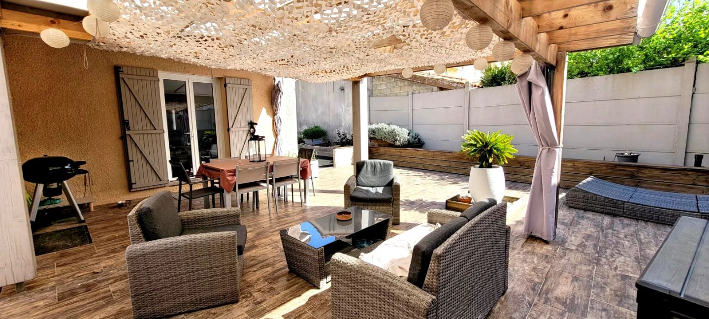 Maison à vendre  - 5 pièce(s) - 125m2 - Saint-martin-lacaussade (33390)