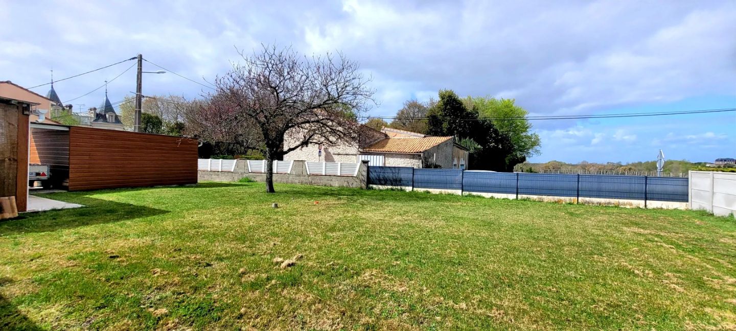 33390 ST MARTIN LACAUSSADE MAISON 125 M² 3 CHAMBRES 936M² JARDIN