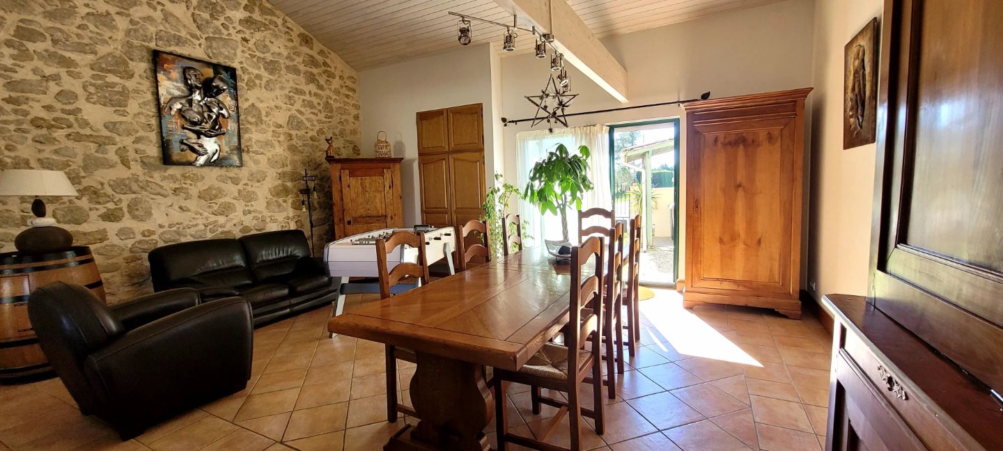 Maison à vendre  - 9 pièce(s) - 270m2 - Bonzac (33910)