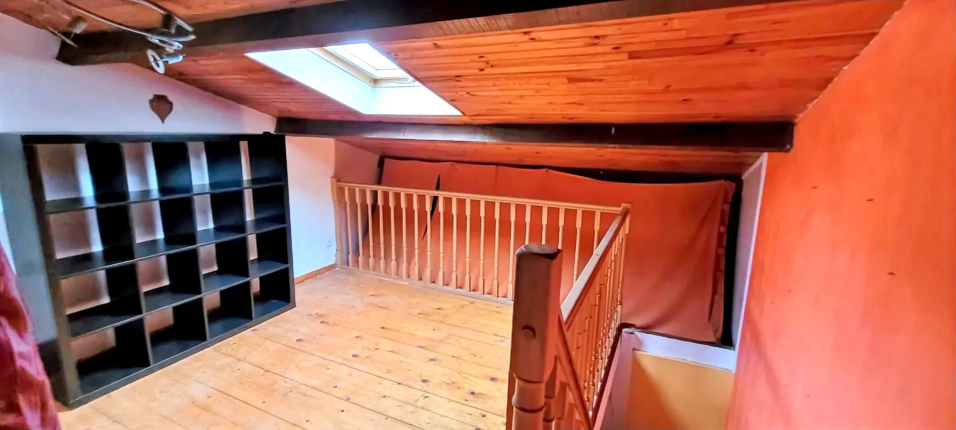 33230 COUTRAS-MAISON 134 M² - 3/4 CHAMBRES-PISCINE-1600M² JARDIN