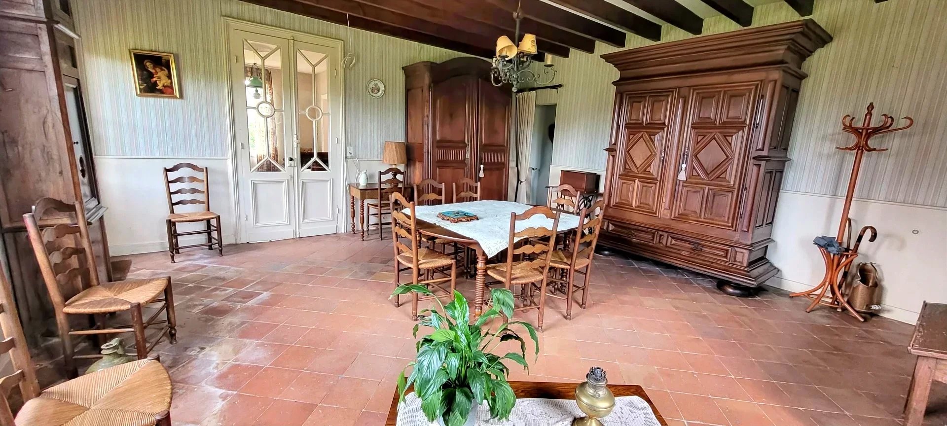 Maison à vendre  - 5 pièce(s) - 140m2 - Saint-denis-de-pile (33910)