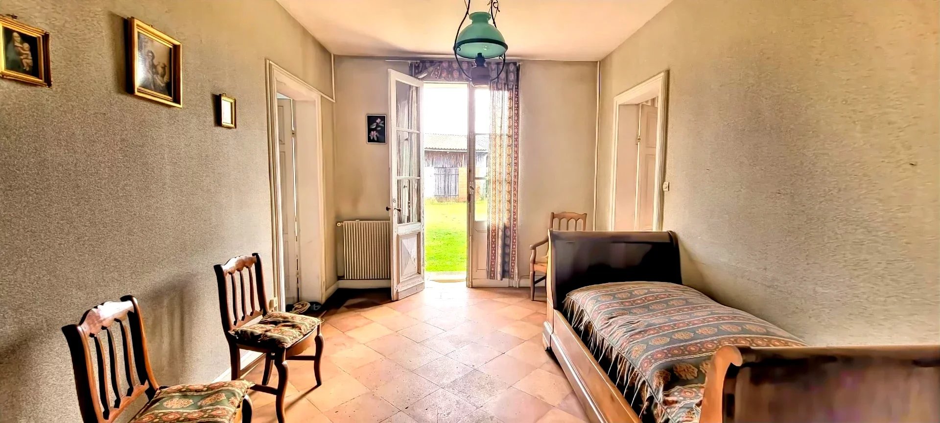 33910 ST DENIS DE PILE-MAISON GIRONDINE 140M² JARDIN 1300M²