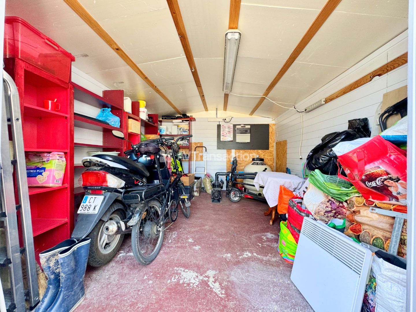  Maison plain pieds 3 chambres avec piscine au calme
