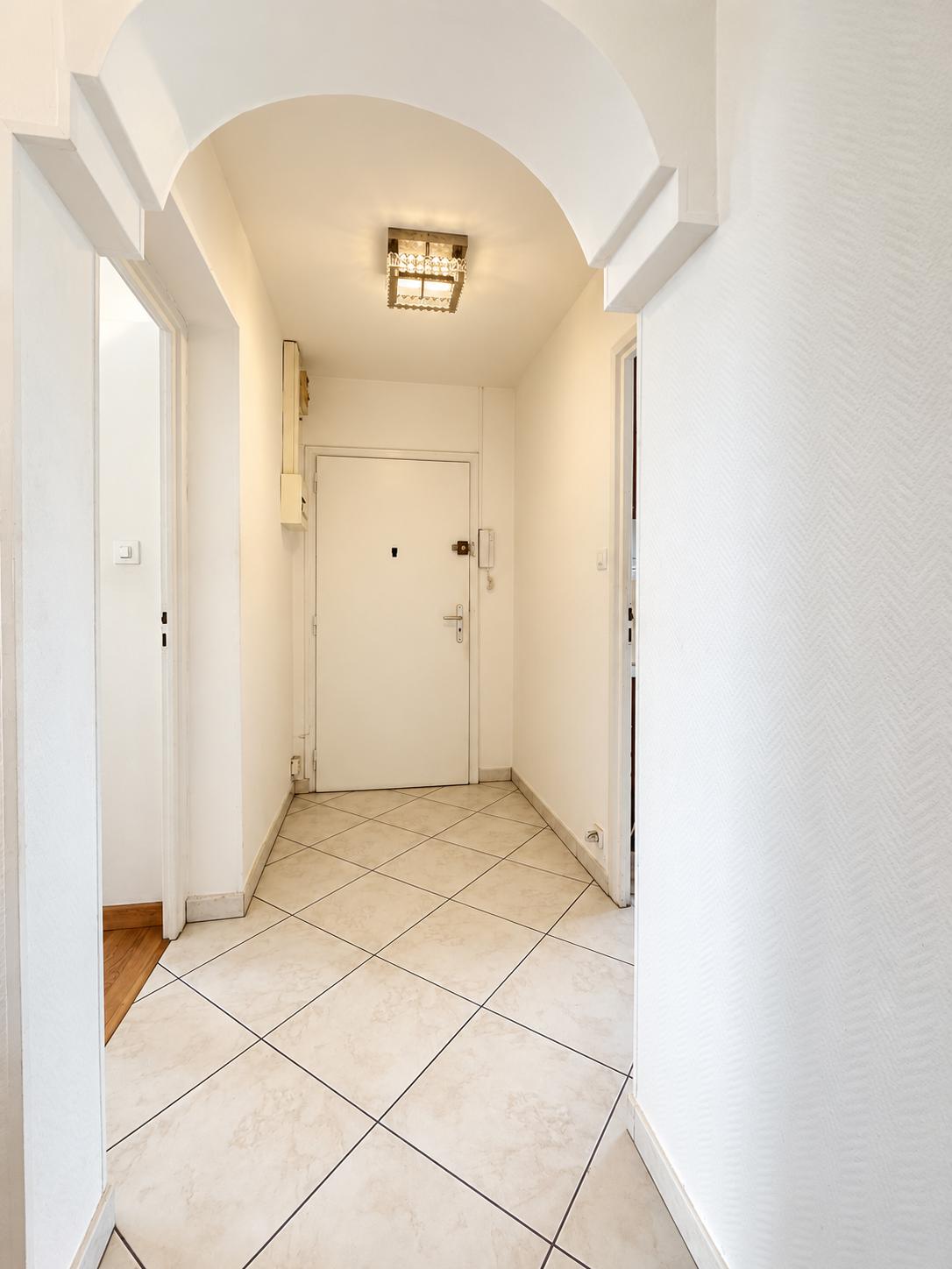 Appartement à vendre  - 4 pièce(s) - Ambilly (74100)
