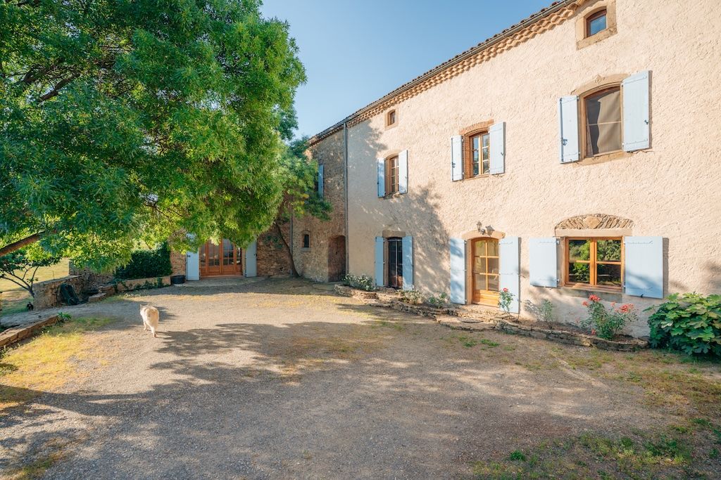 Domaine à vendre  - 10 pièce(s) - 520m2 - La Liviniere (34210)