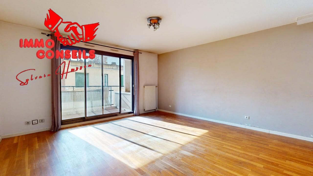 Grand T4 de 98 m2 terrasse loggia secteur Montchat