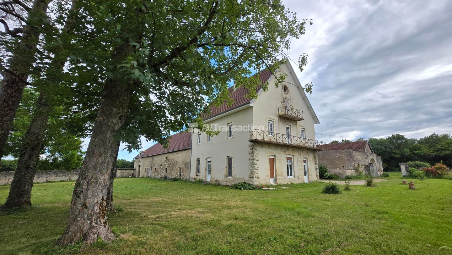 Ferme à vendre  - 6 pièce(s) - 226m2 - Saint Broing (70100)