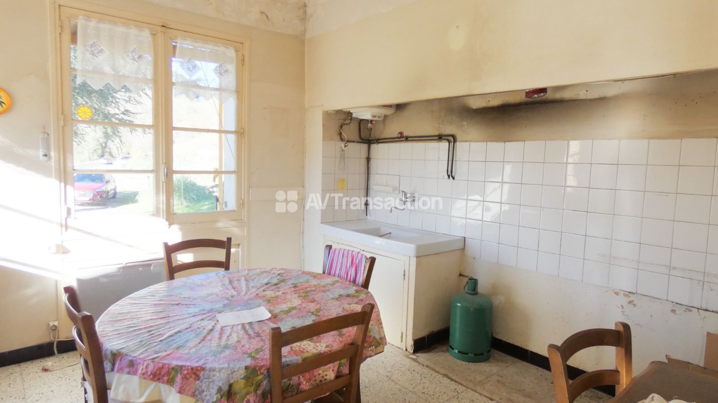 Villa deux logements et jardin 1520 m²