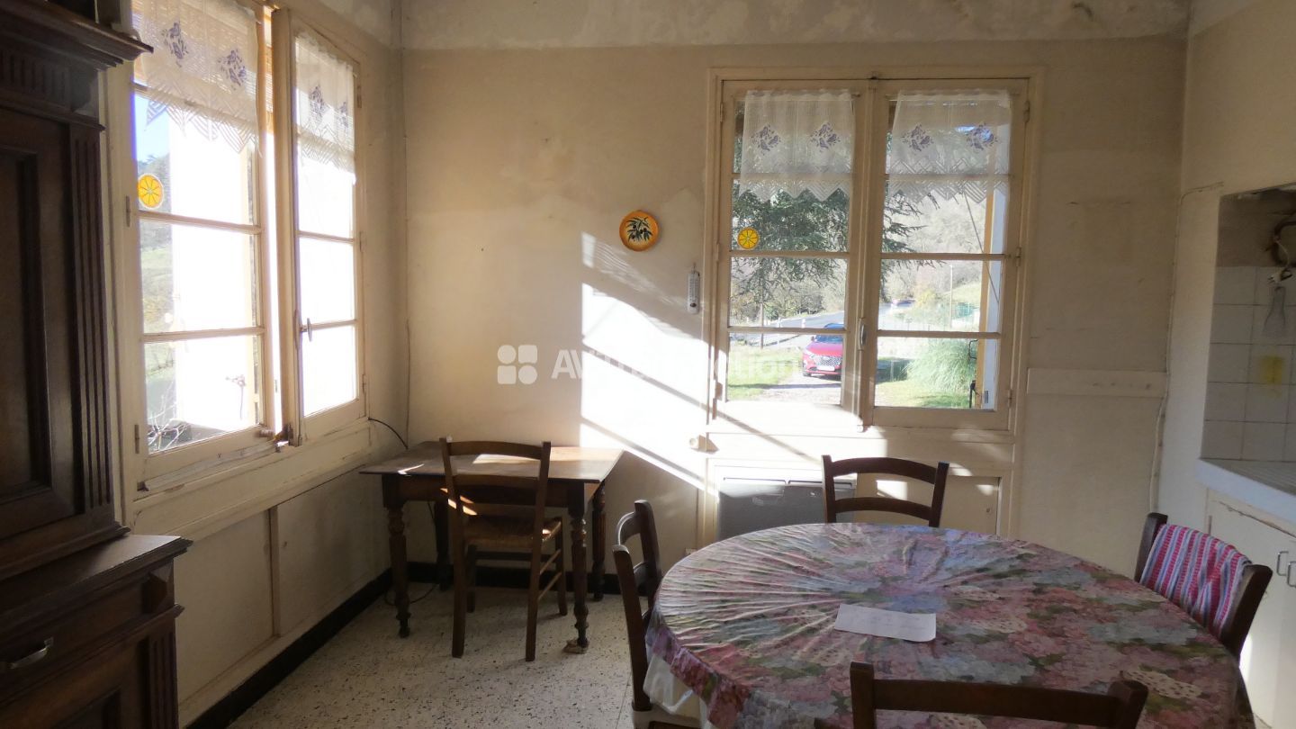 Villa deux logements et jardin 1520 m²
