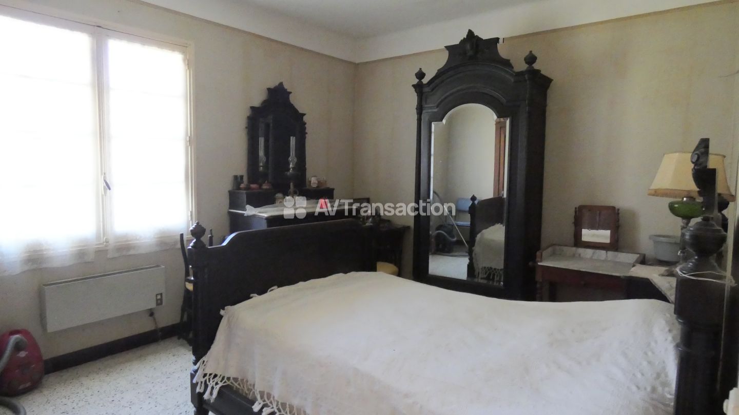 Villa deux logements et jardin 1520 m²