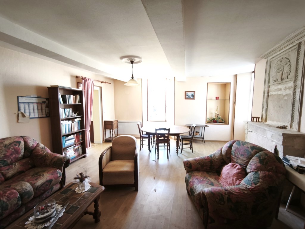 Maison à vendre  - 3 pièce(s) - 71m2 - Gemozac (17260)
