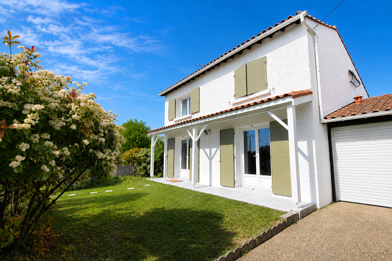 MAISON RÉNOVÉE A 200 M DU PARC DE VAUX