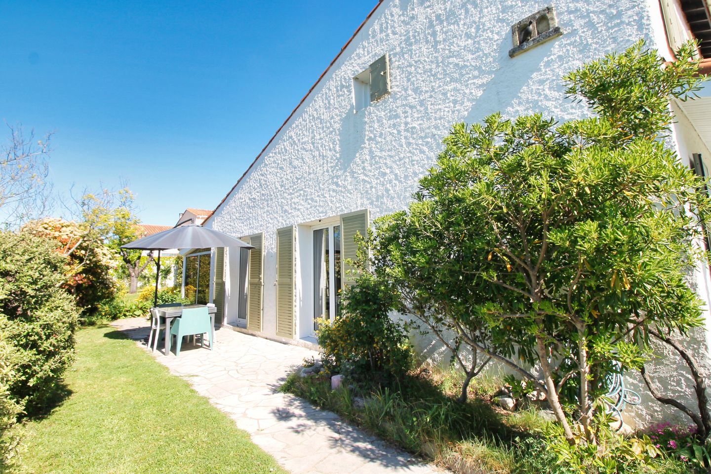 MAISON RÉNOVÉE A 200 M DU PARC DE VAUX