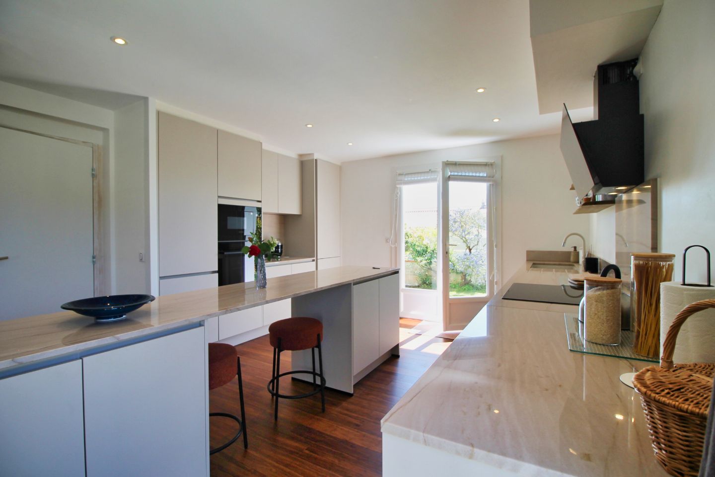 MAISON RÉNOVÉE A 200 M DU PARC DE VAUX