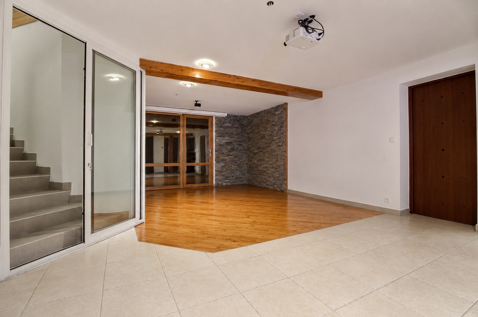 Maison à vendre  - 5 pièce(s) - 195m2 - Perrignier (74550)
