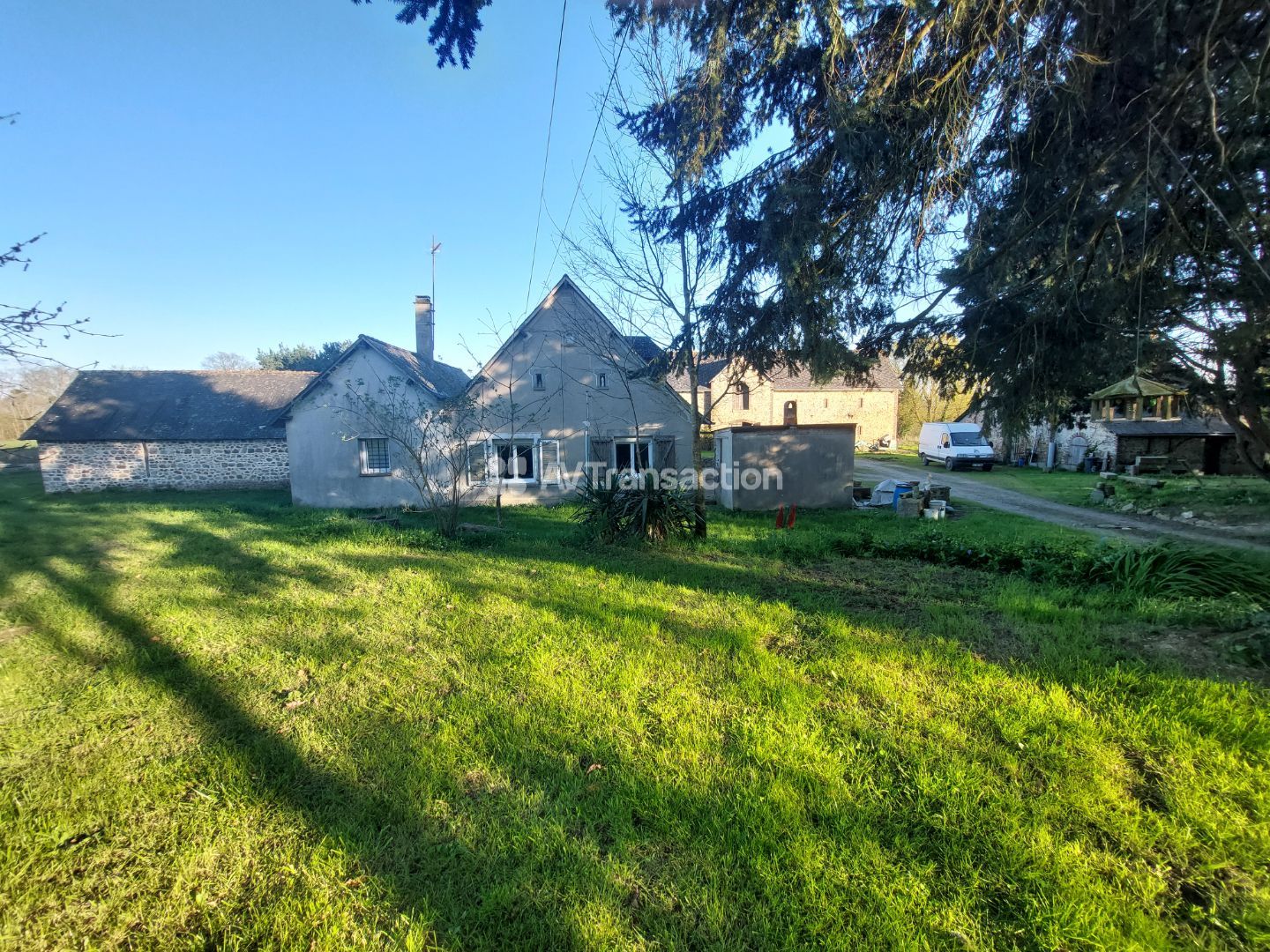 Maison à vendre  - 5 pièce(s) - 170m2 - Louverné (53950)