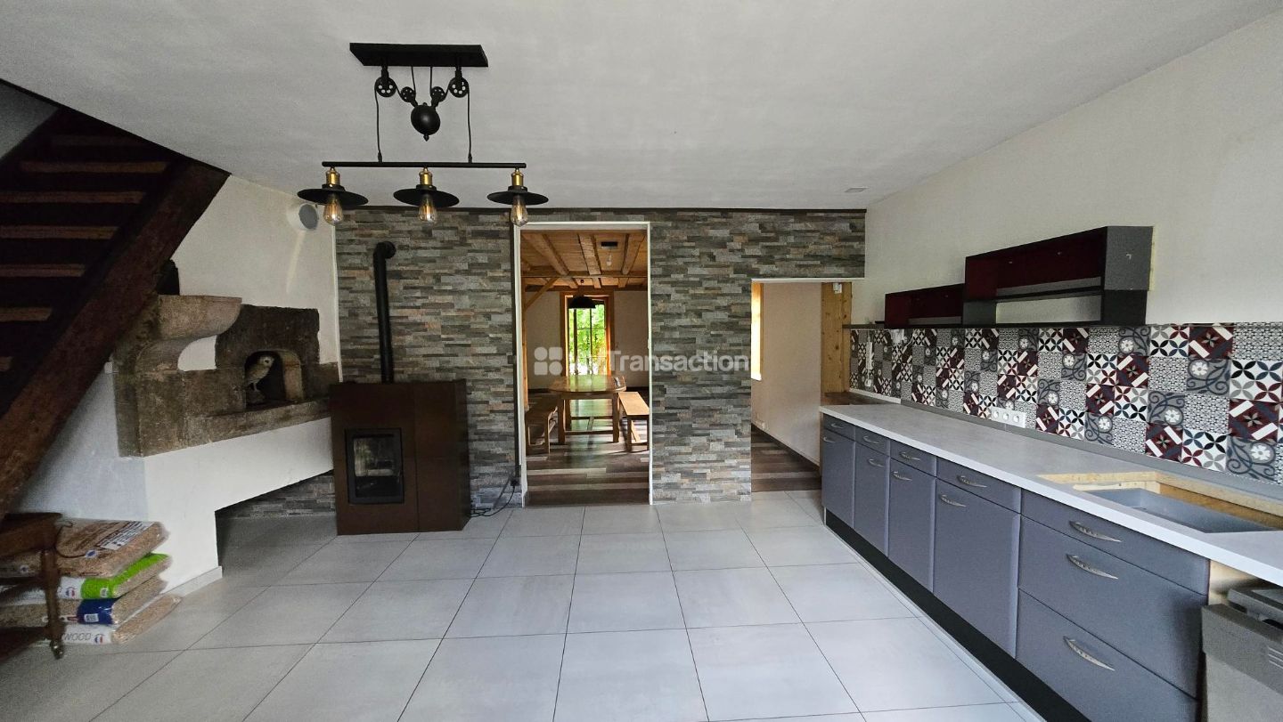 Maison à vendre  - 8 pièce(s) - 188m2 - La Chaumusse (39150)