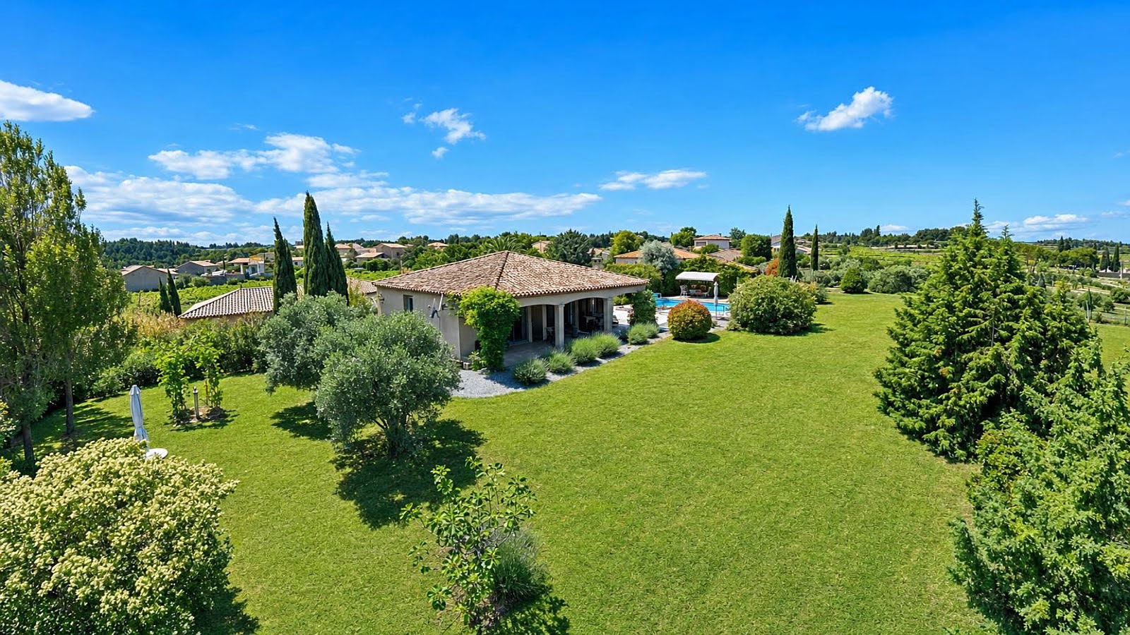 Villa à vendre  - 4 pièce(s) - 88m2 - Aigne (34210)