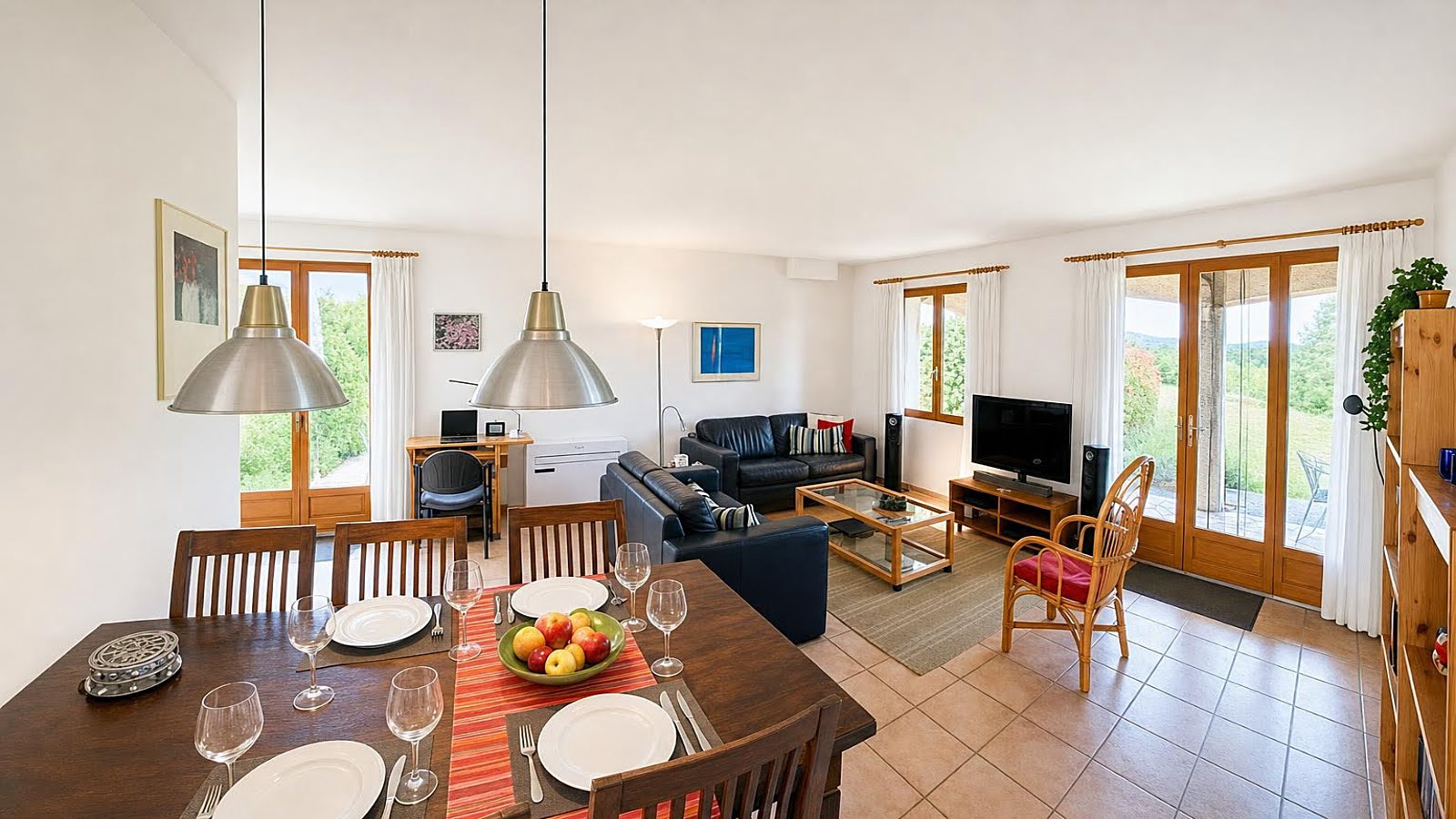 Villa avec belle vue, piscine, garage, jardin 2622 m² à Aigne