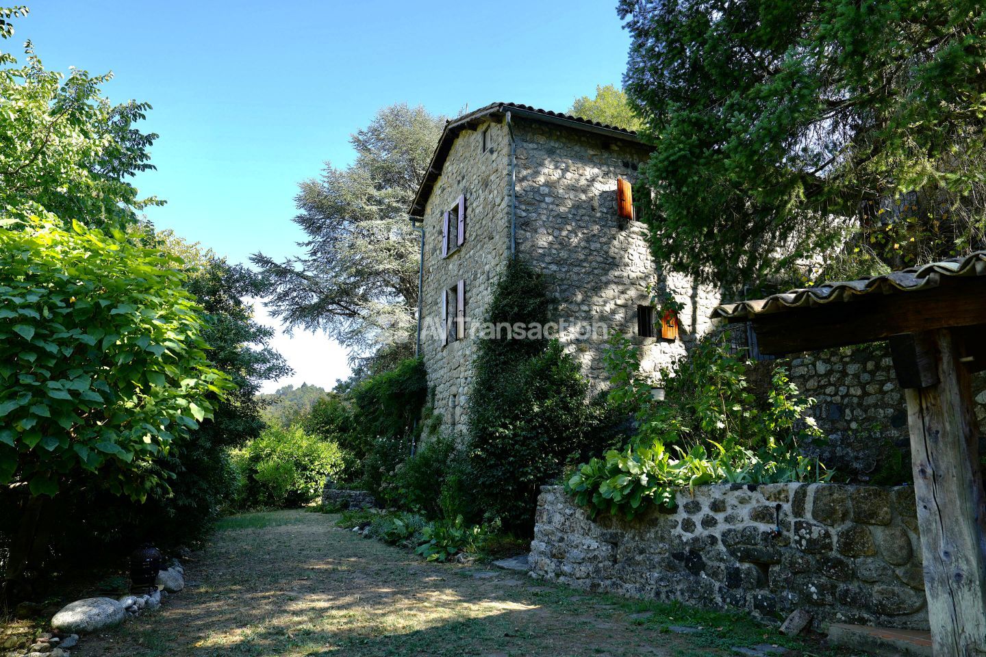Maison de caractère à vendre  - 6 pièce(s) - 140m2 - Meyras (07380)