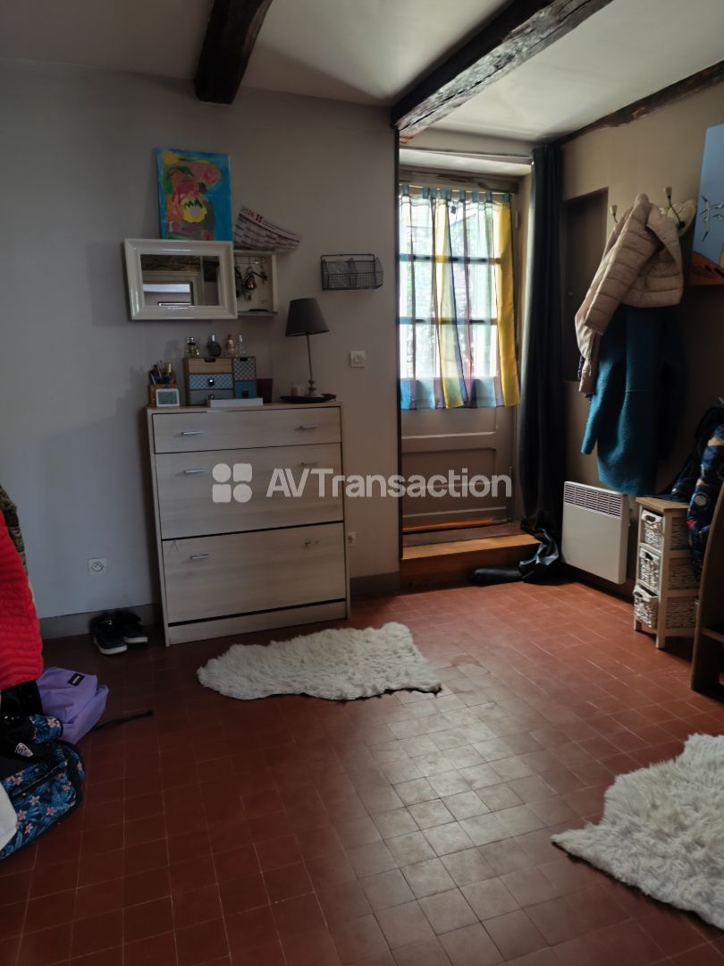 Maison à vendre  - 8 pièce(s) - 149m2 - Saint-amand-montrond (18200)