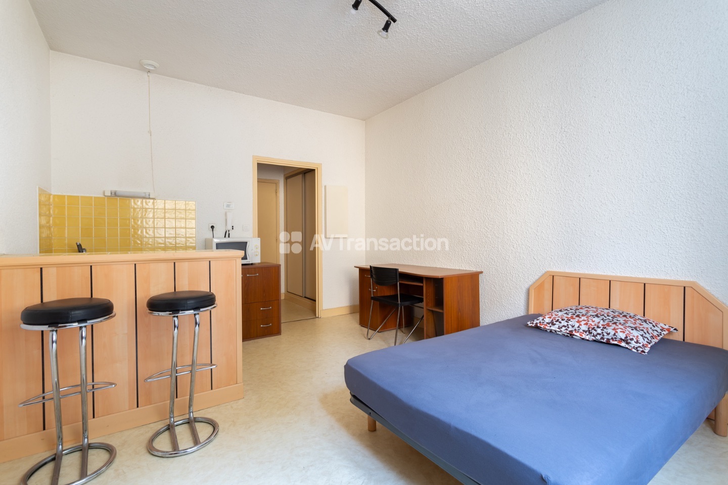 T1 21m2 Av. Charras