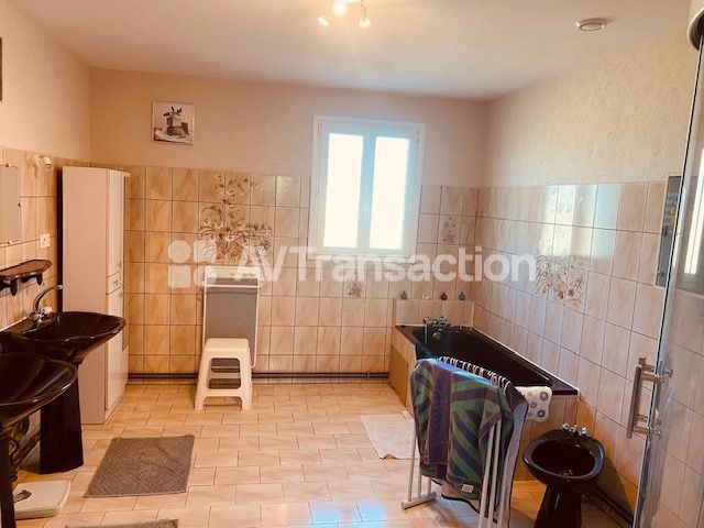 Maison au calme 215m2 avec piscine 5 chambres