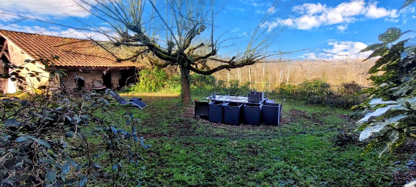 33230 ABZAC - PROPRIETE 5 CHAMBRES GRANGES 2HA TERRAIN