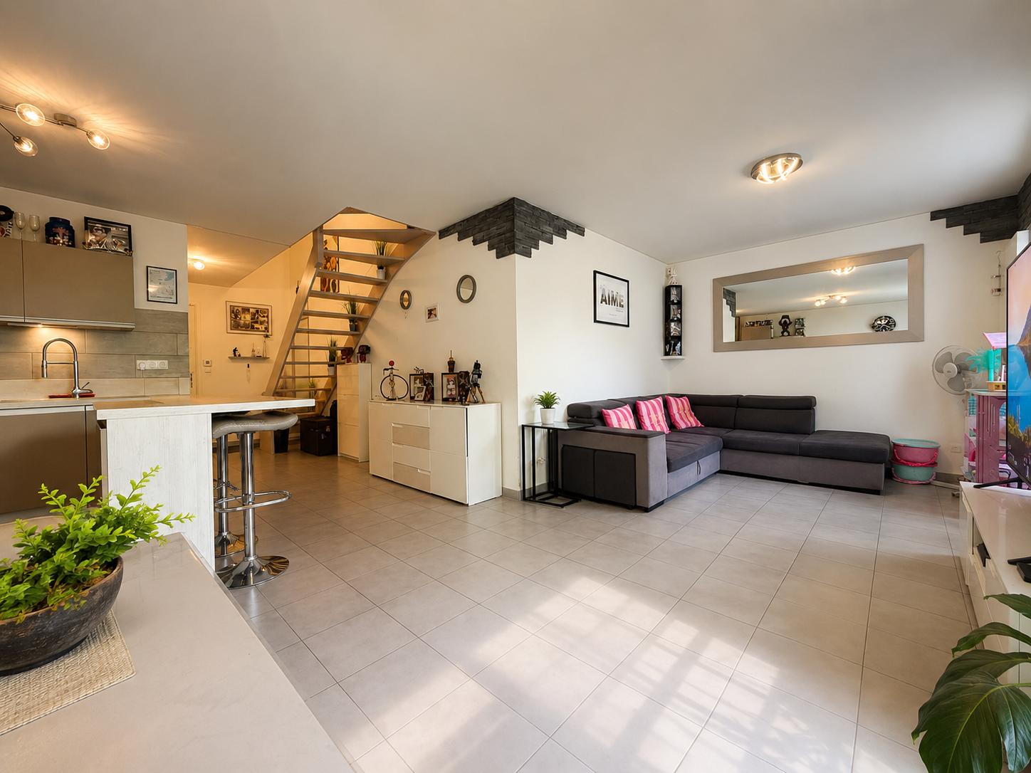 Maison à vendre  - 5 pièce(s) - 97m2 - Saint-pierre-en-faucigny (74800)