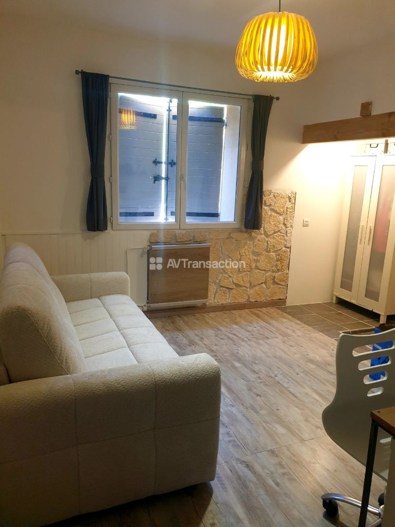 Villa provençale avec piscine & 6 ha – Proche Nyons (Drôme)