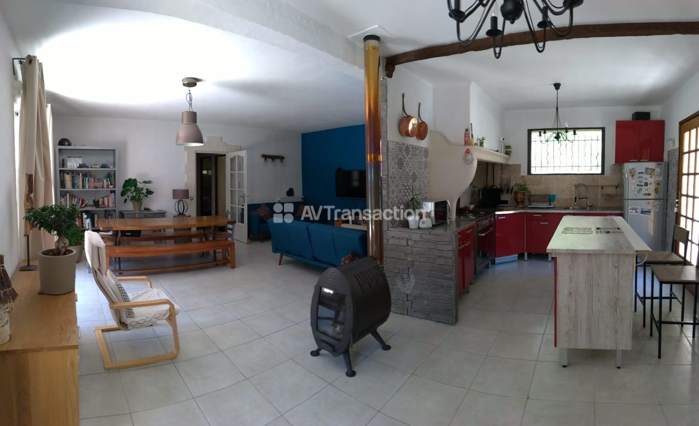 Villa provençale avec piscine & 6 ha – Proche Nyons (Drôme)