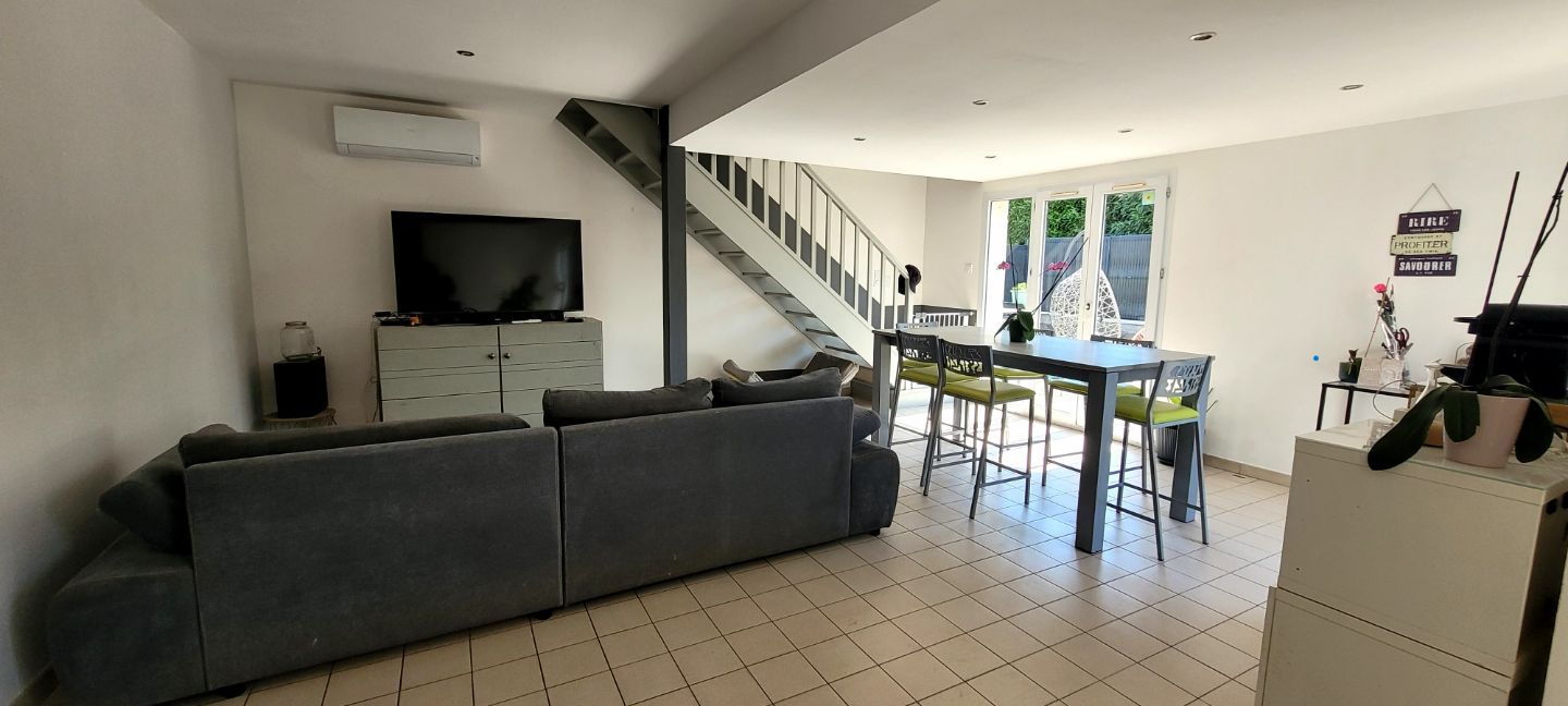 33500 LIBOURNE - MAISON 115M² 2/3 CHAMBRES AVEC JARDIN 466M²