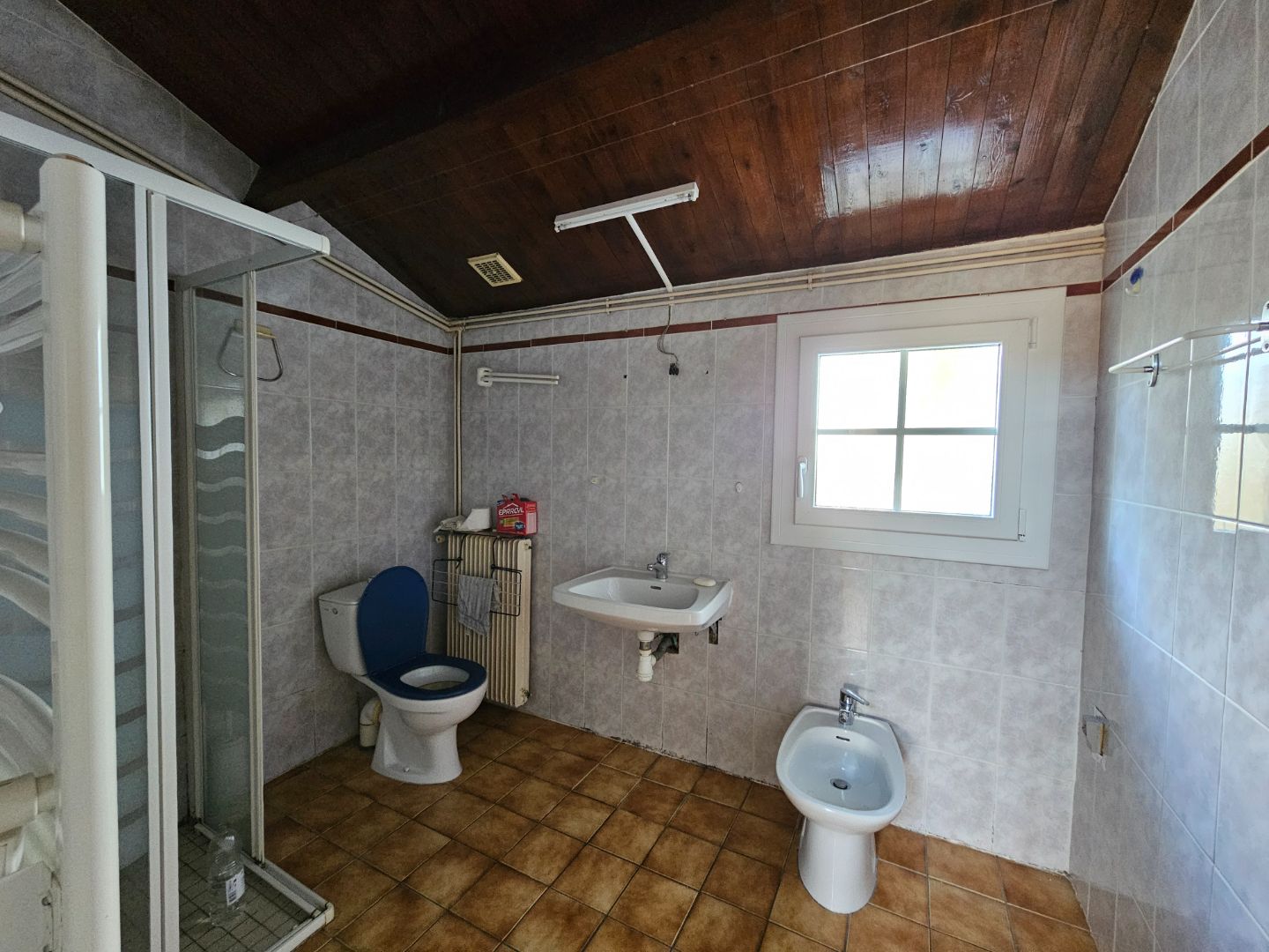 Maison ancienne avec potentiel à Soullans – 2 chambres – Terrain