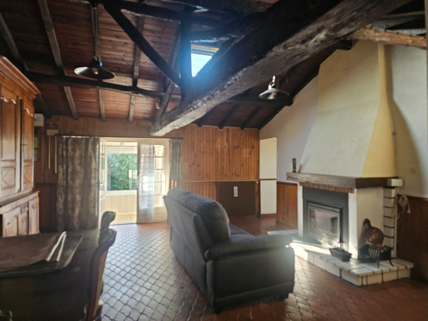 Maison ancienne avec potentiel à Soullans – 2 chambres – Terrain
