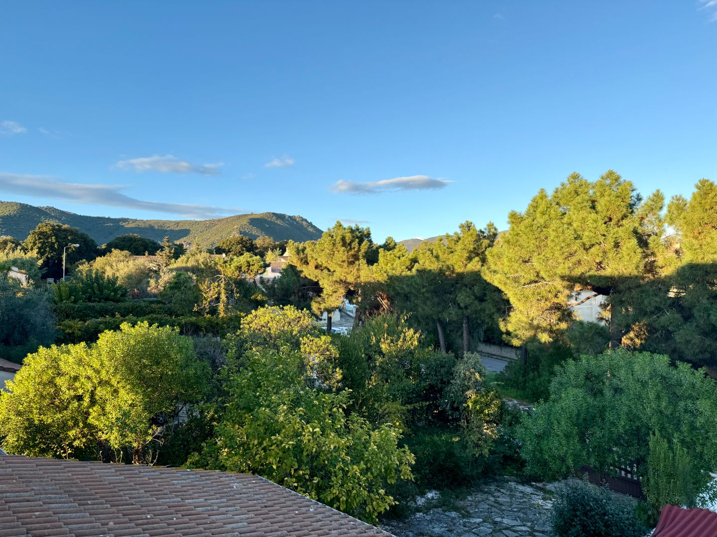 Villa T4 en duplex - vue mer &amp; montagnes