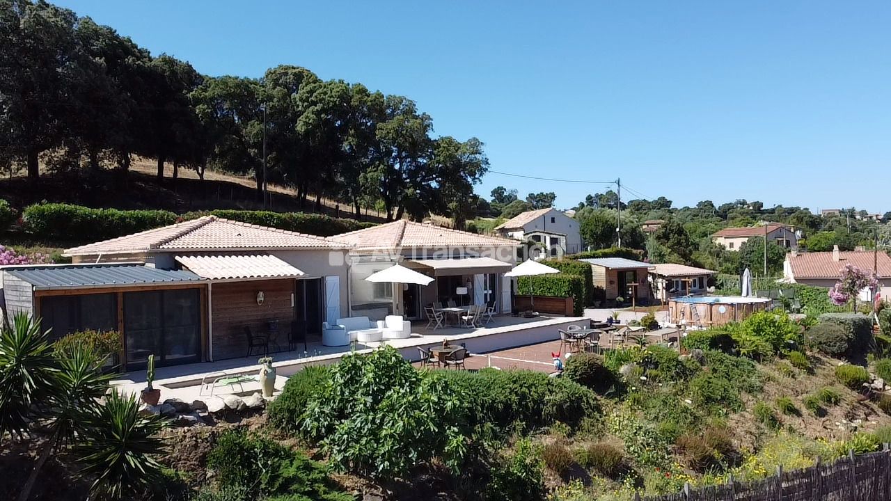 Maison à vendre  - 4 pièce(s) - 110m2 - Cuttoli-corticchiato (20167)