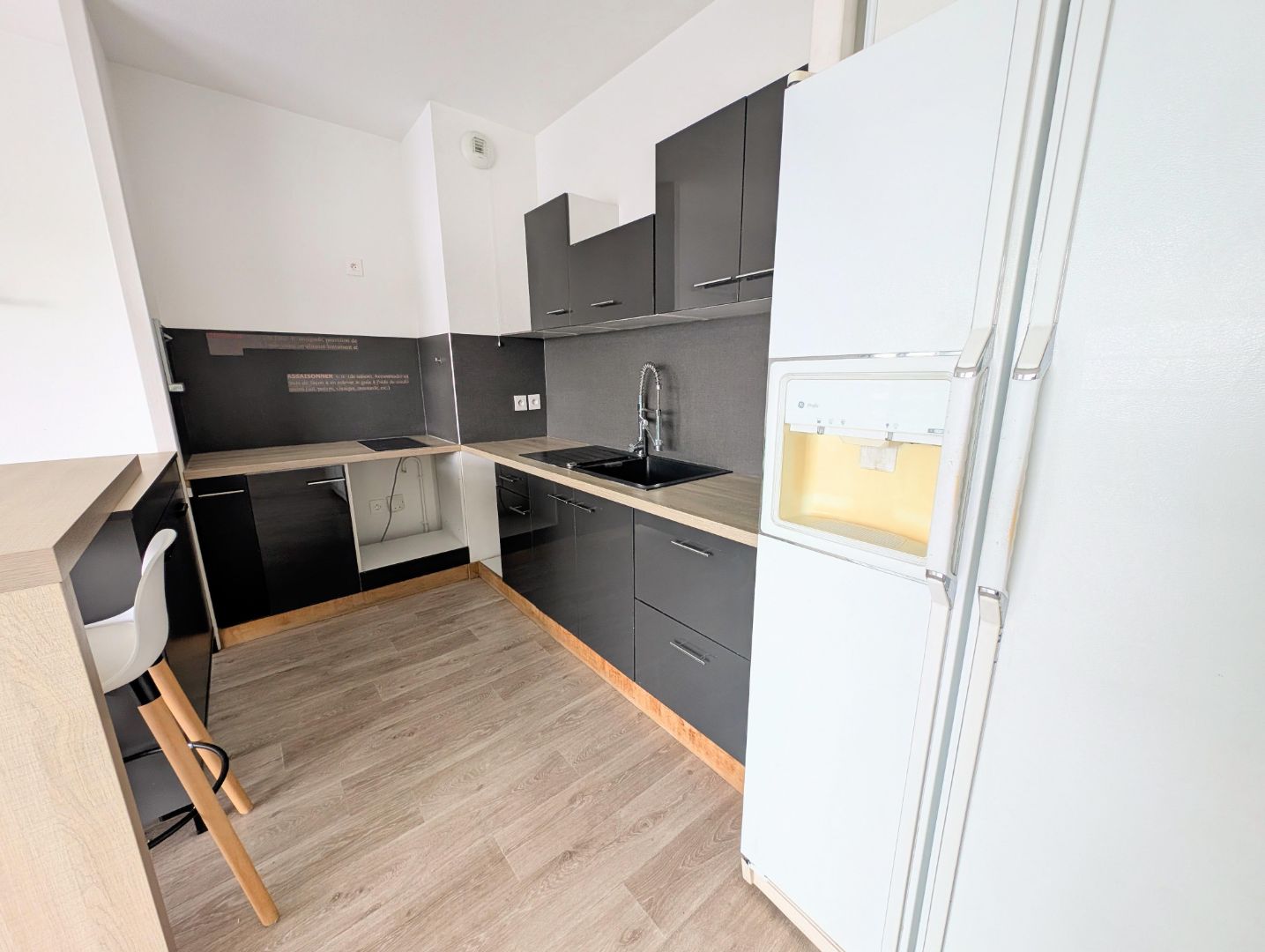 Terrasse, ascenseur et parking couvert !