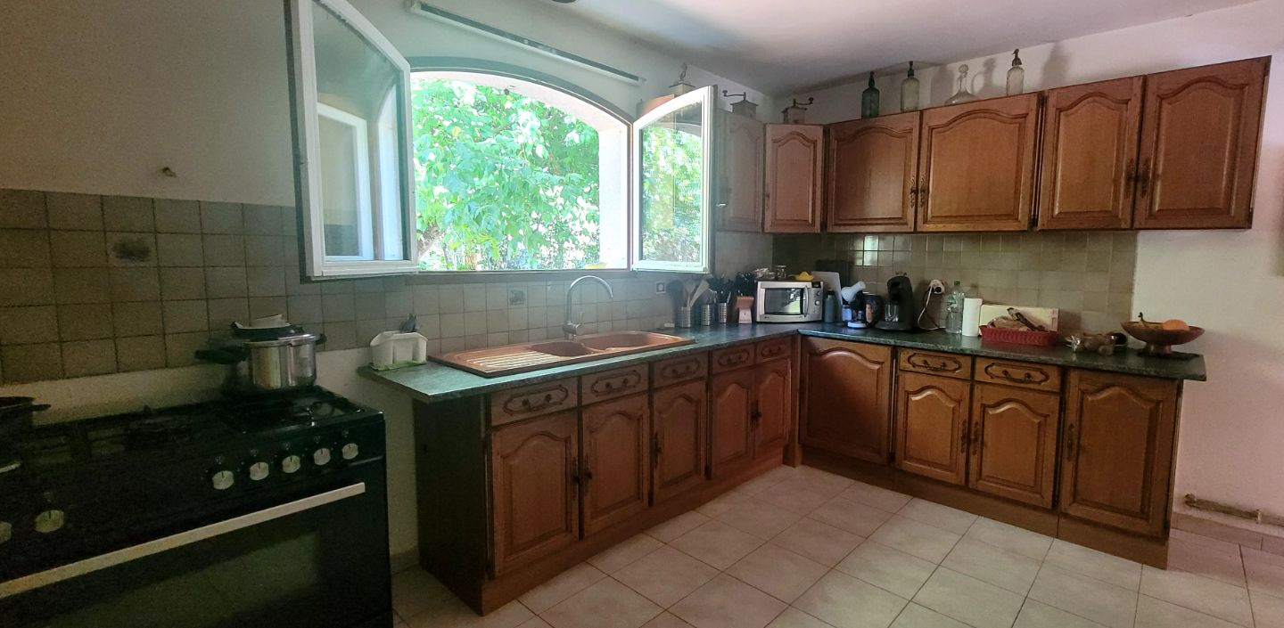 Maison à vendre  - 5 pièce(s) - 119m2 - Saint-ciers-d'abzac (33910)