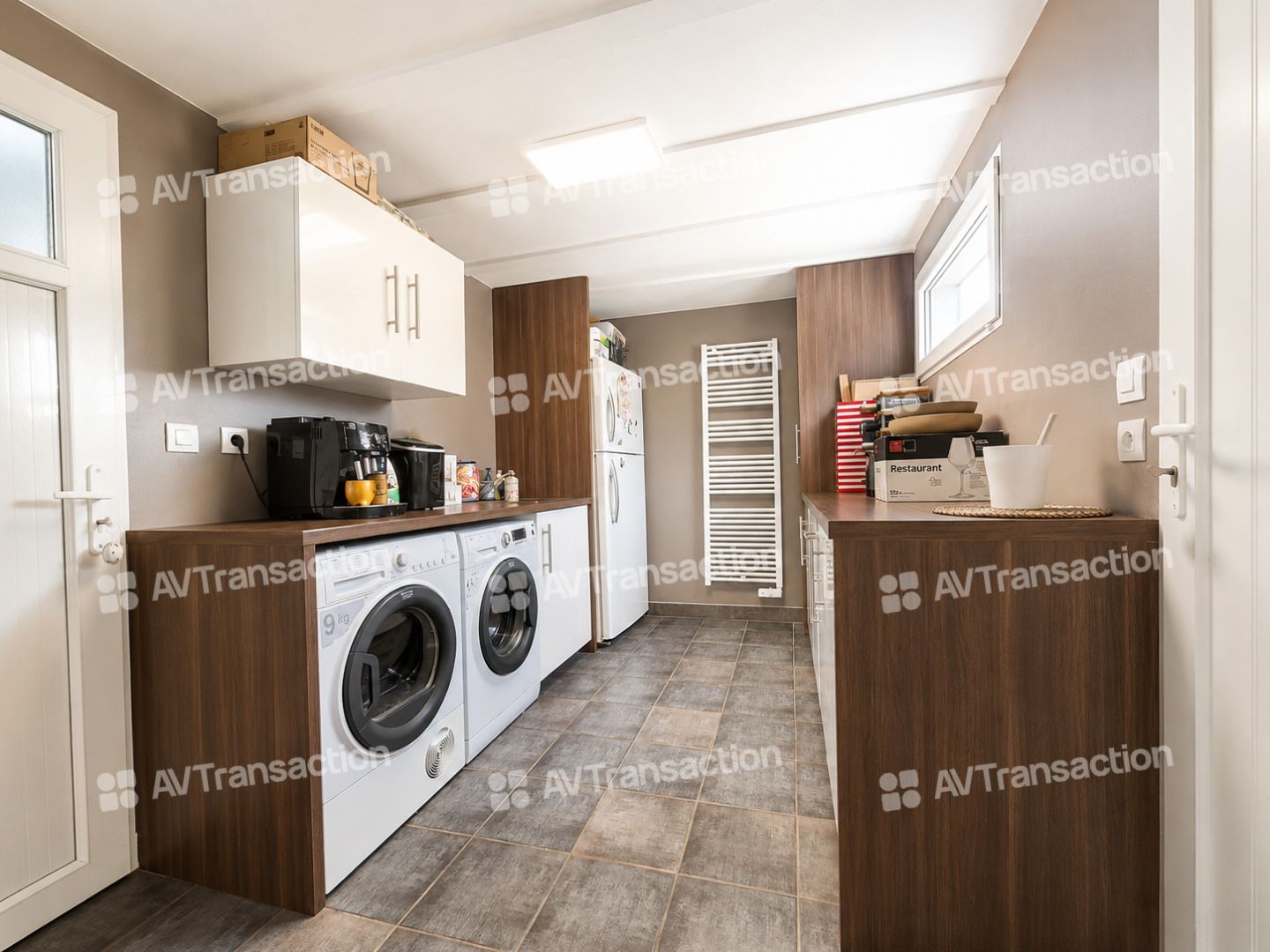 TRES BELLE MAISON 138 m² SUR TERRAIN DE 458 m² - 4 CHAMBRES 
