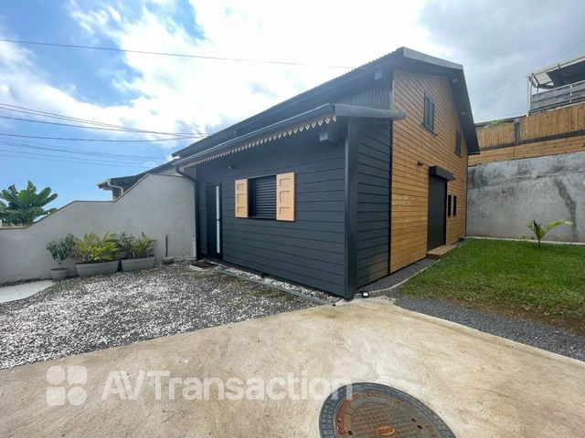 MAISON JUMELEE F4 - 90 m² - RENOVEE A NEUF - JARDIN