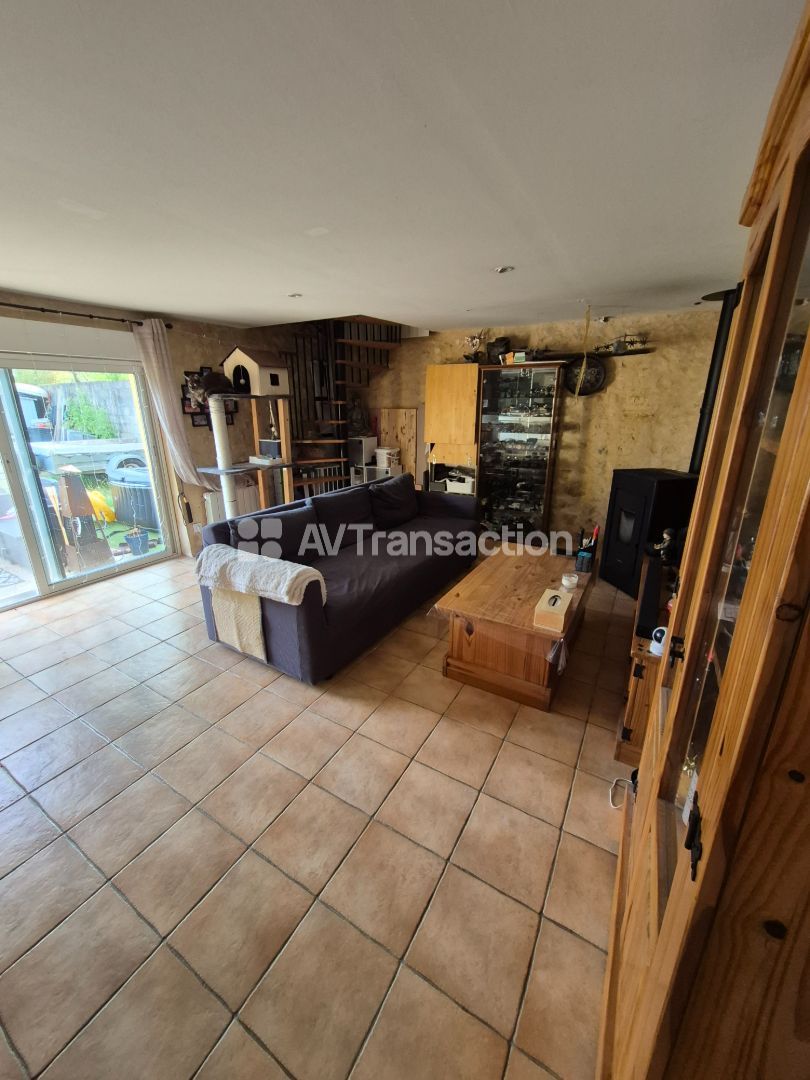 Maison à vendre  - 3 pièce(s) - 87m2 - Saint-sulpice-et-cameyrac (33450)