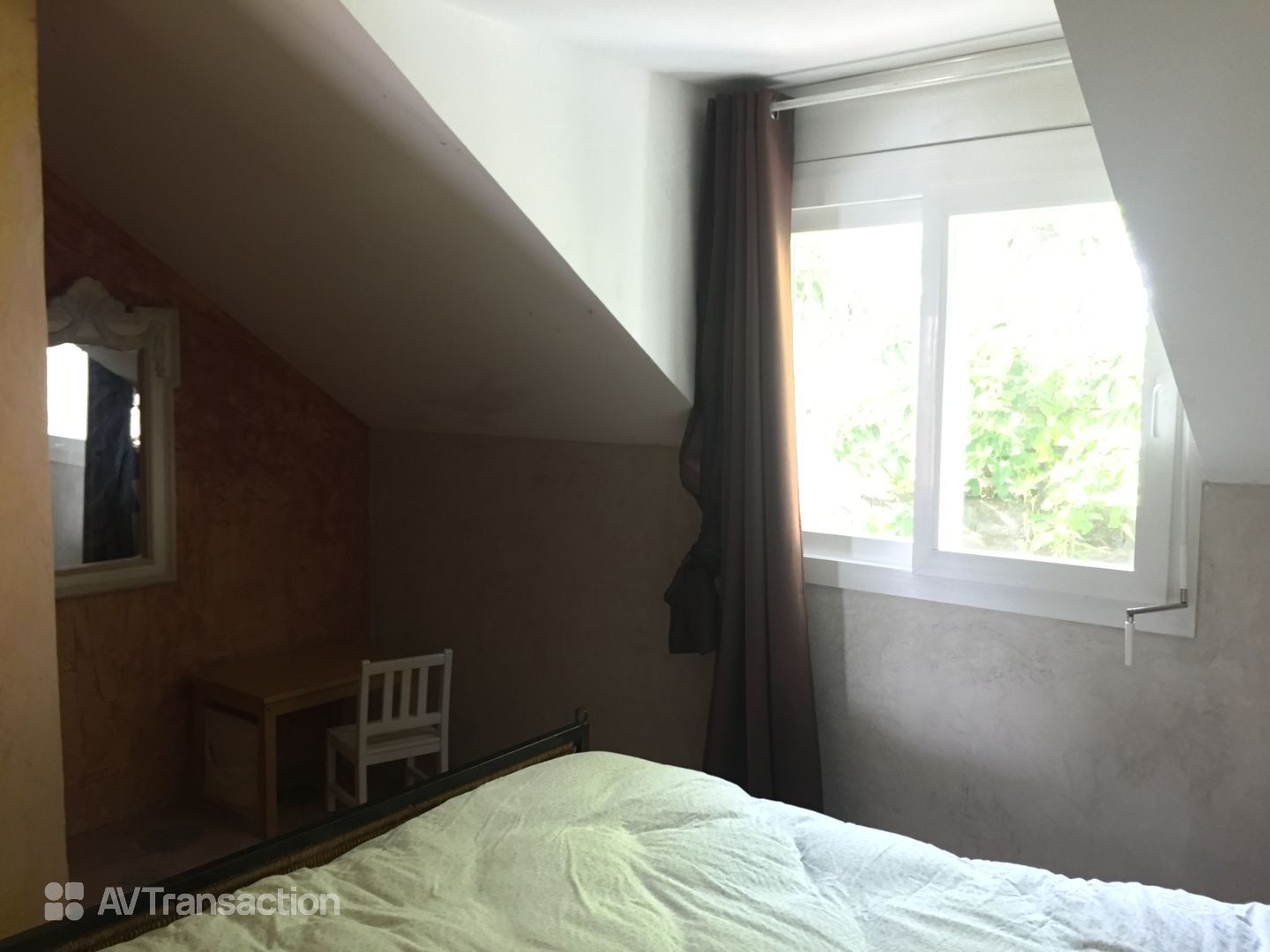 MAISON F7/8-180 m²-Terrain 1200 m²-BDN SAINTE CLOTILDE (97490)