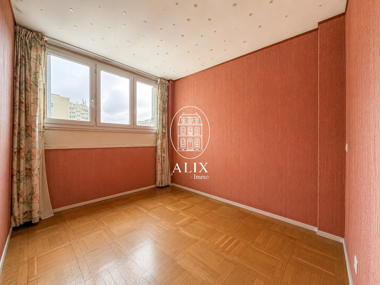 Appartement à vendre  - 3 pièce(s) - 52m2 - Saint-denis (93200)