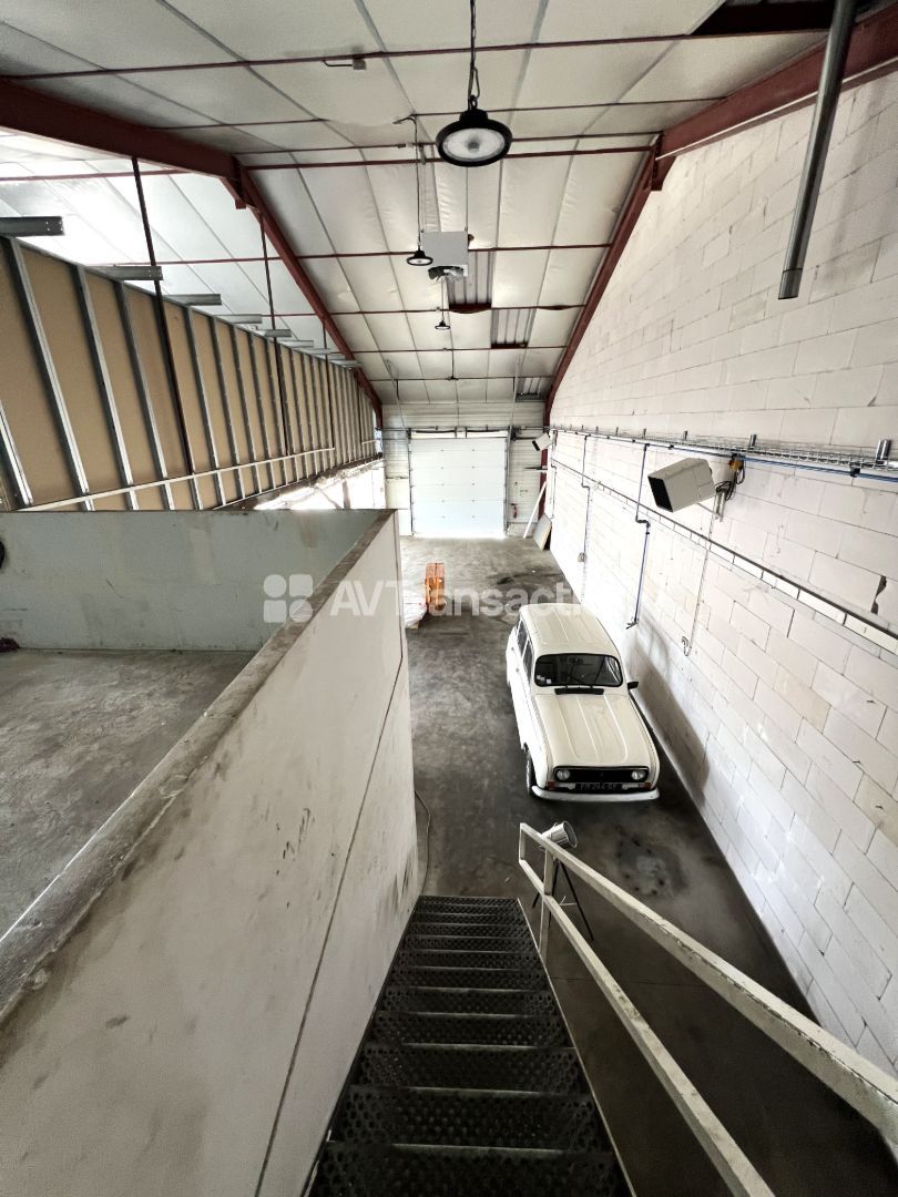 Local commercial à vendre  - 4 pièce(s) - 260.01m2 - Vernon (27200)
