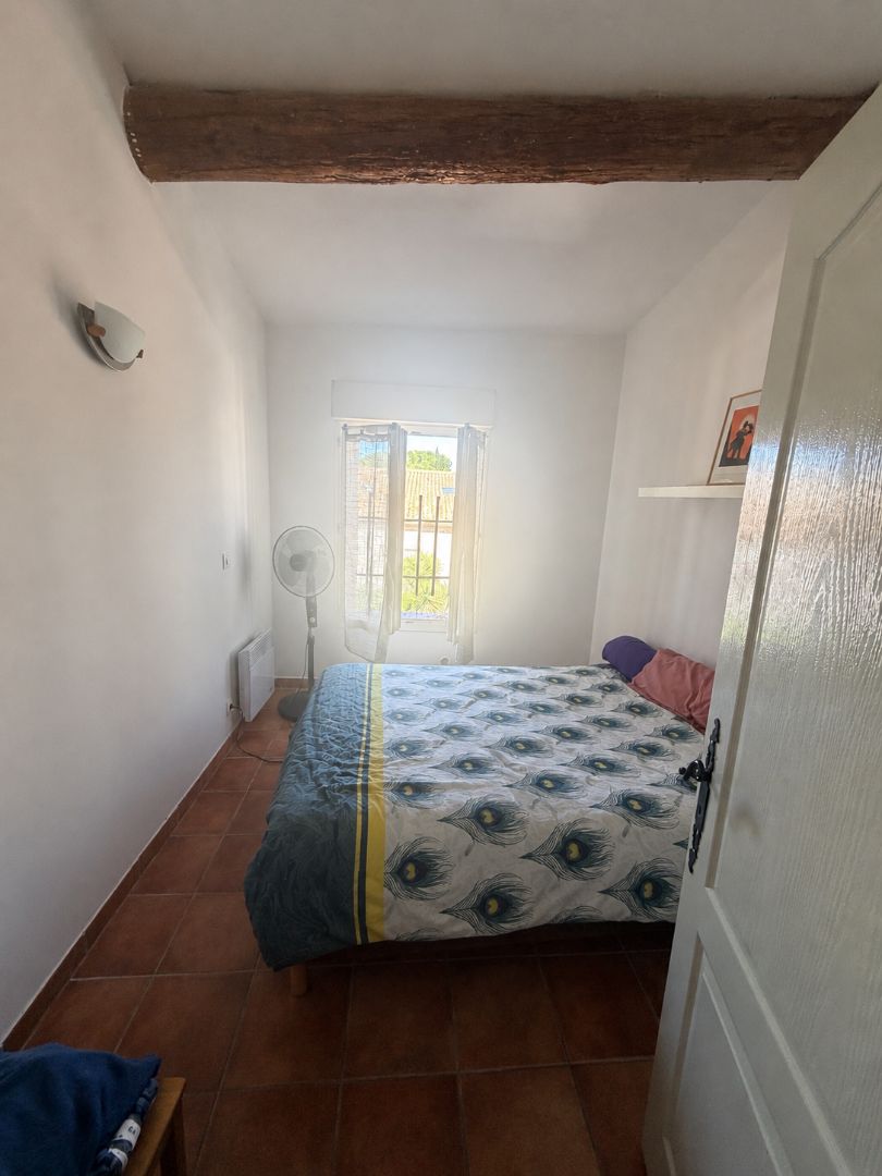 Immeuble de rapport à vendre  - 5 pièce(s) - 77.6m2 - Caissargues (30132)